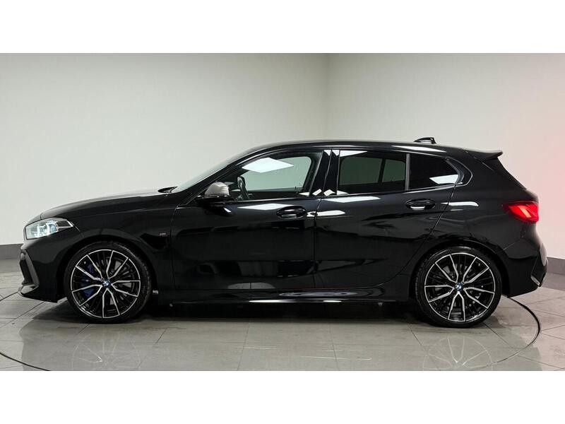 BMW 1 Series M135i - U400059575