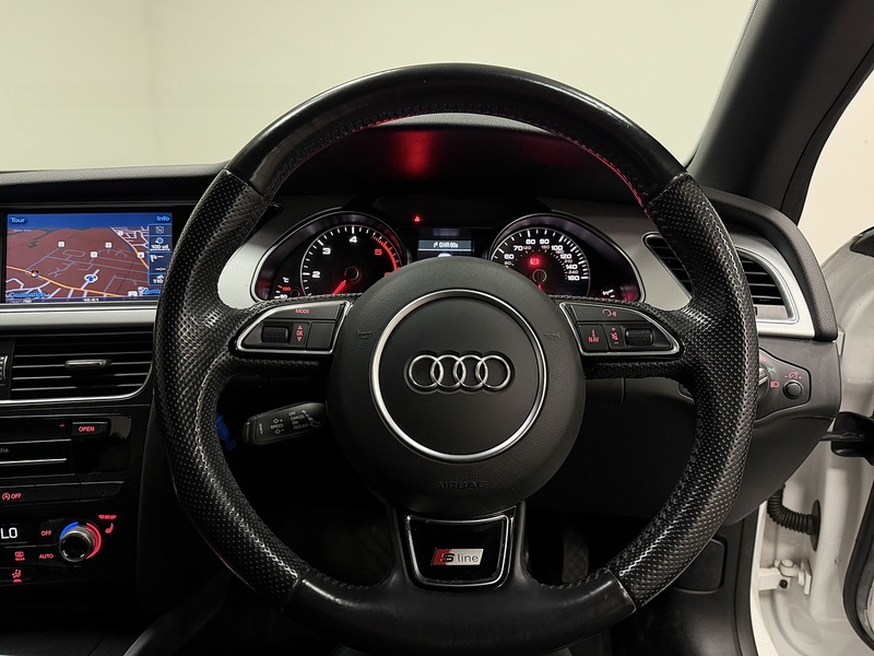 Audi A5 Cabriolet TDI S line - U400059576