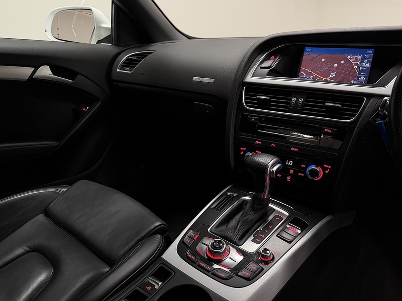 Audi A5 Cabriolet TDI S line - U400059576