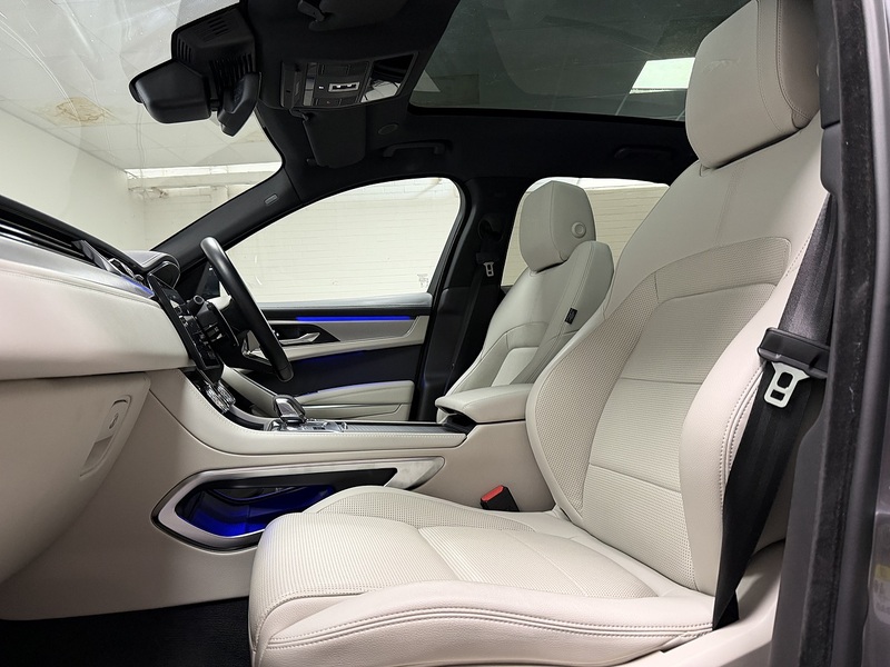 Jaguar F-PACE D200 MHEV R-Dynamic SE Black - U400059580