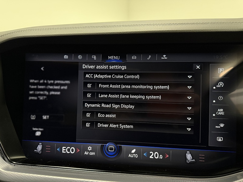 Volkswagen Touareg TDI V6 Black Edition - U400059581