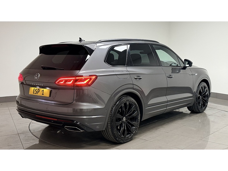 Volkswagen Touareg TDI V6 Black Edition - U400059581