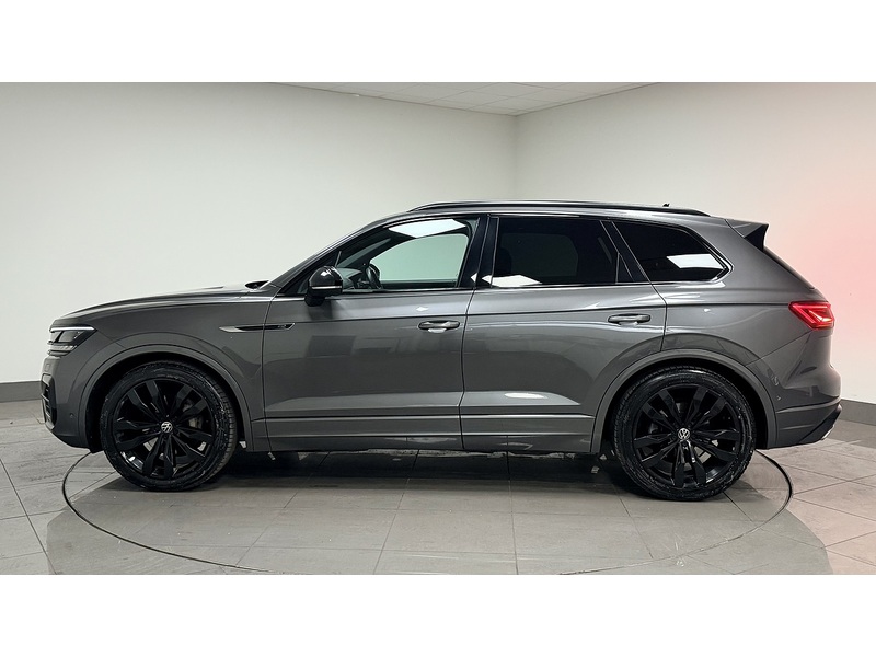Volkswagen Touareg TDI V6 Black Edition - U400059581