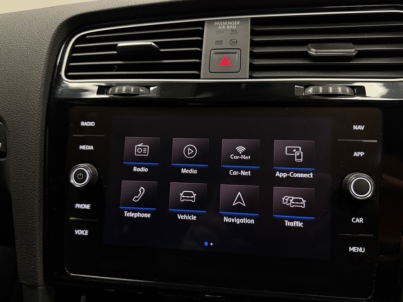 Volkswagen Golf TSI R - U400059582