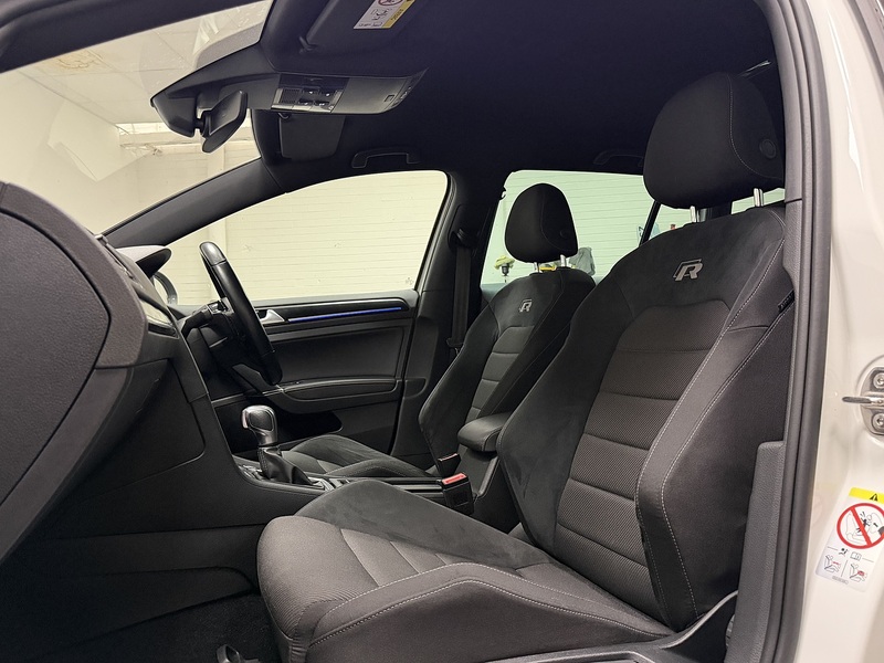 Volkswagen Golf TSI R - U400059582