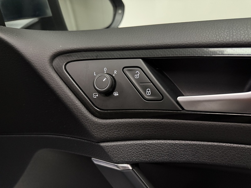 Volkswagen Golf TSI R - U400059582