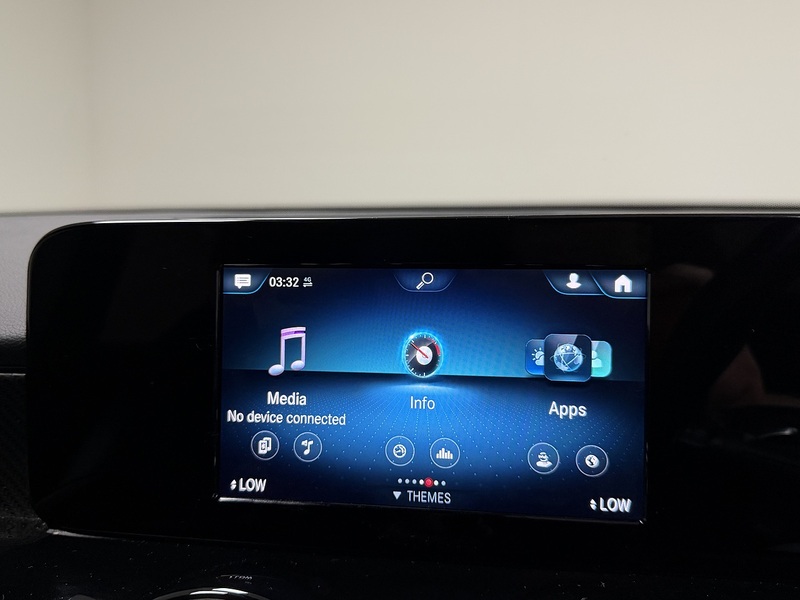 Mercedes-Benz GLB GLB200 AMG Line - U400059585