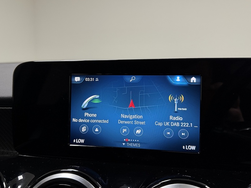 Mercedes-Benz GLB GLB200 AMG Line - U400059585