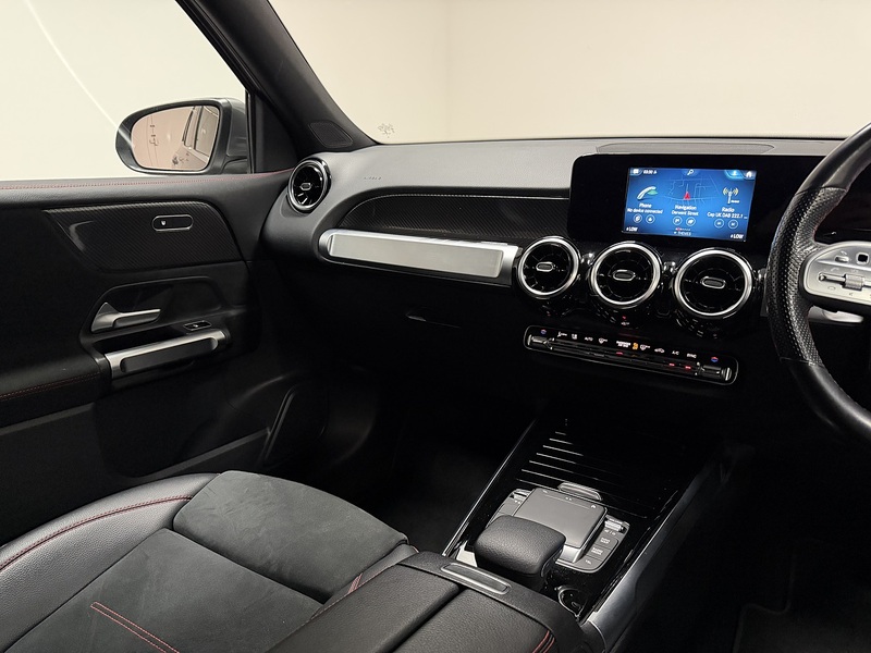 Mercedes-Benz GLB GLB200 AMG Line - U400059585