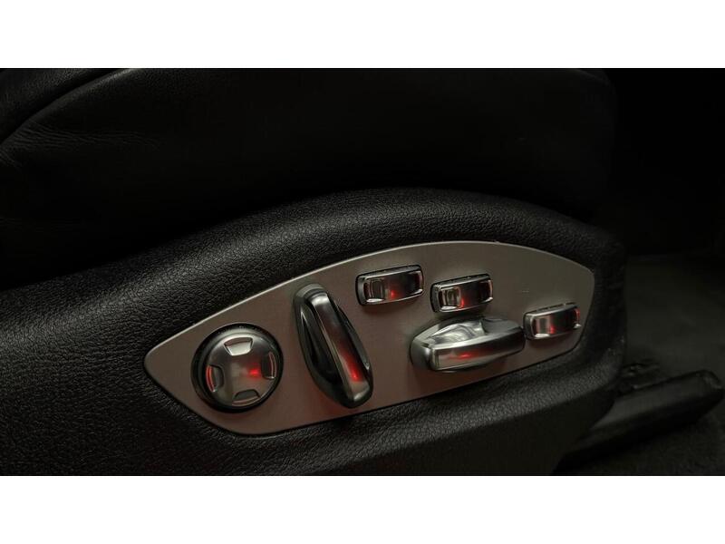Porsche Macan T V6 S - U400059588