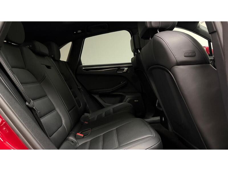 Porsche Macan T V6 S - U400059588