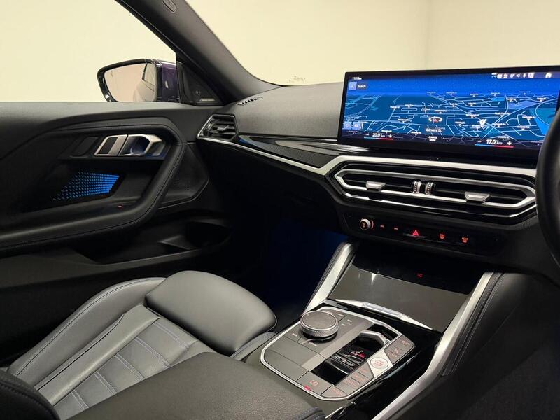 BMW 2 Series 220i M Sport - U400059589