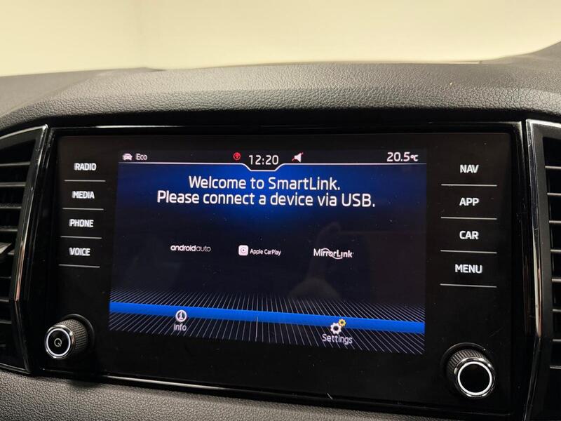 Skoda Karoq TDI SportLine - U400059591