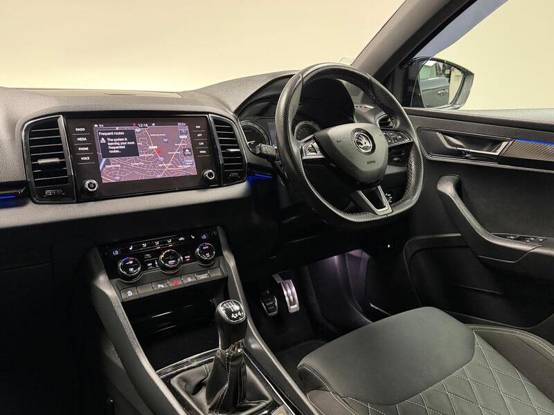 Skoda Karoq TDI SportLine - U400059591