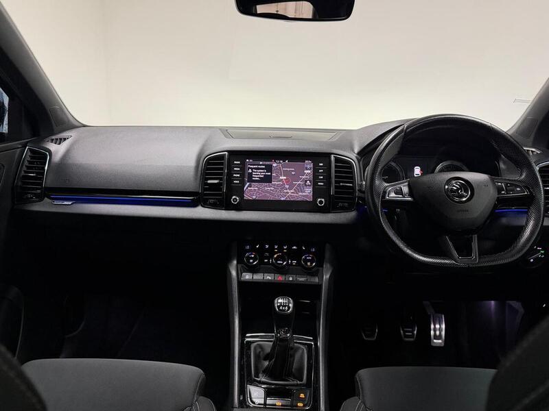 Skoda Karoq TDI SportLine - U400059591