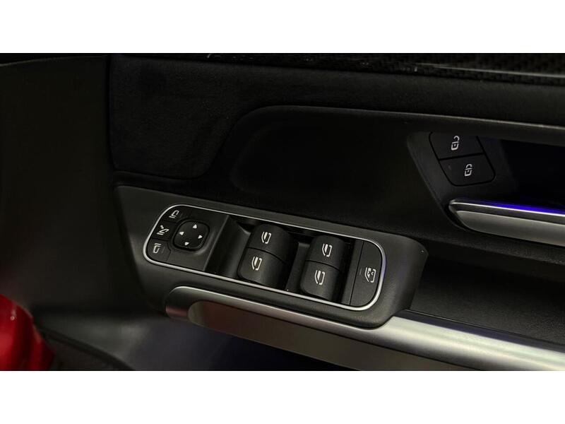 Mercedes-Benz GLB GLB200 AMG Line Night Edition - U400059608