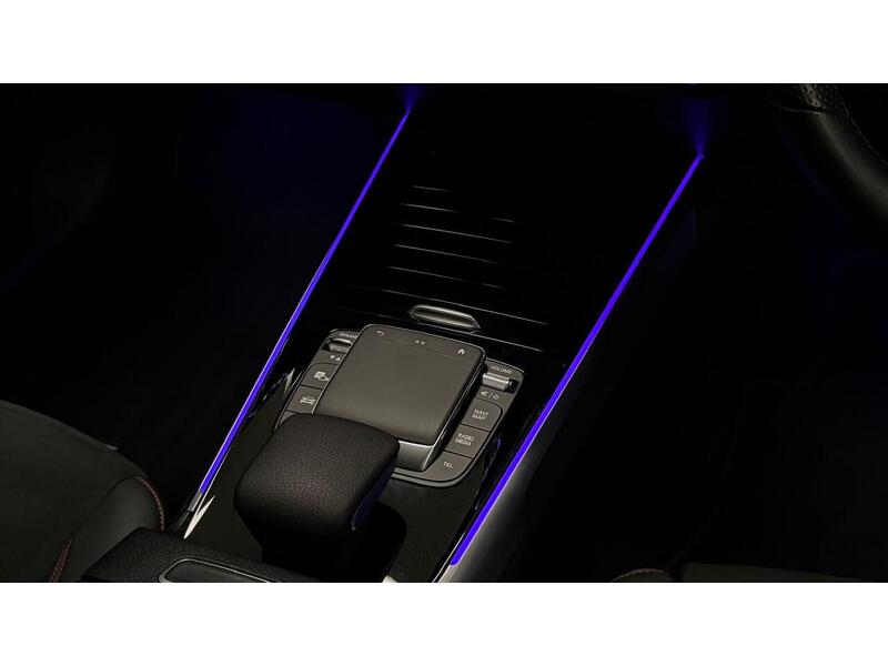 Mercedes-Benz GLB GLB200 AMG Line Night Edition - U400059608