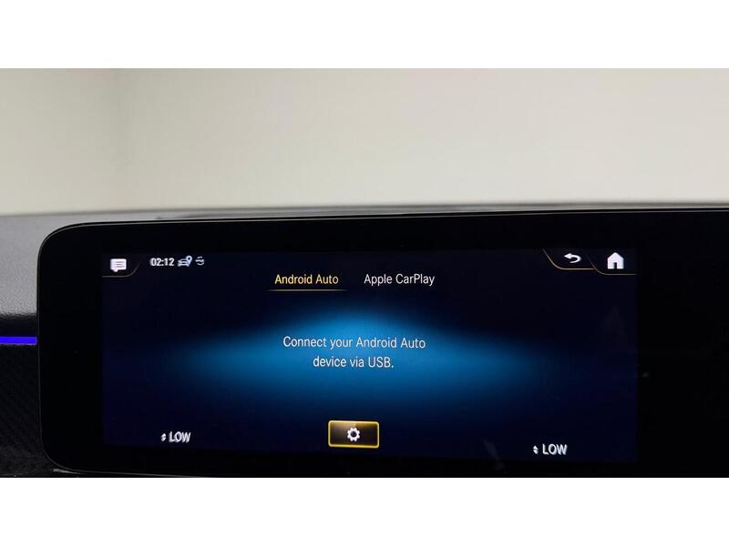 Mercedes-Benz GLB GLB200 AMG Line Night Edition - U400059608