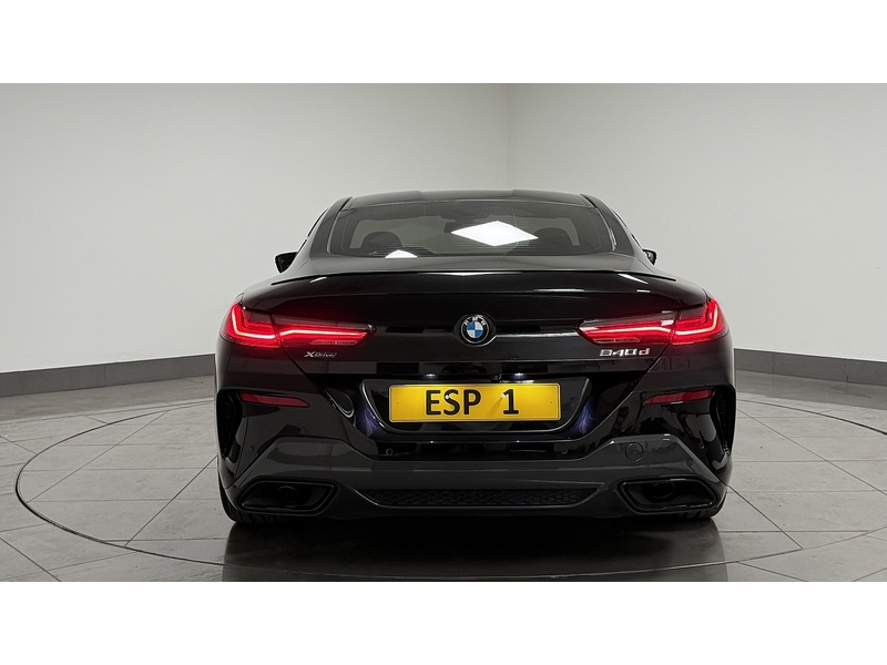 BMW 8 Series 840d - U400059614