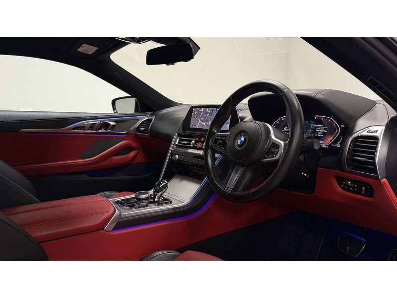 BMW 8 Series 840d - U400059614