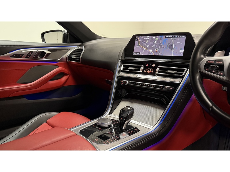BMW 8 Series 840d - U400059614