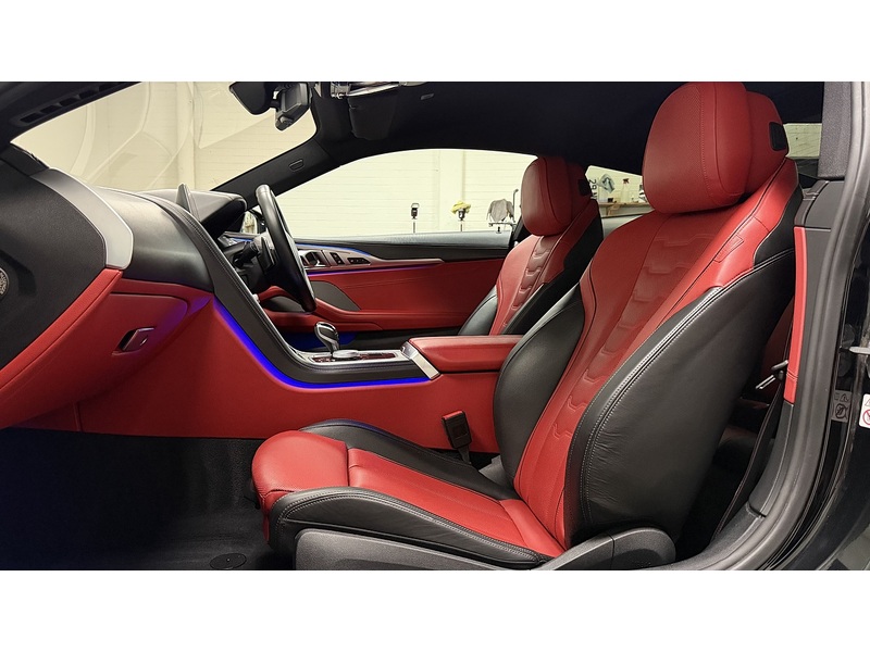 BMW 8 Series 840d - U400059614