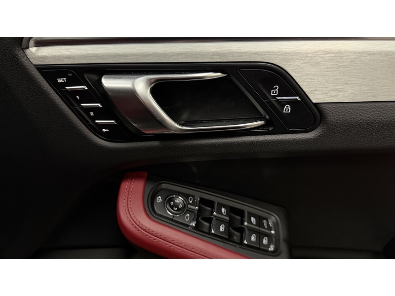 Porsche Macan T V6 S - U400059618
