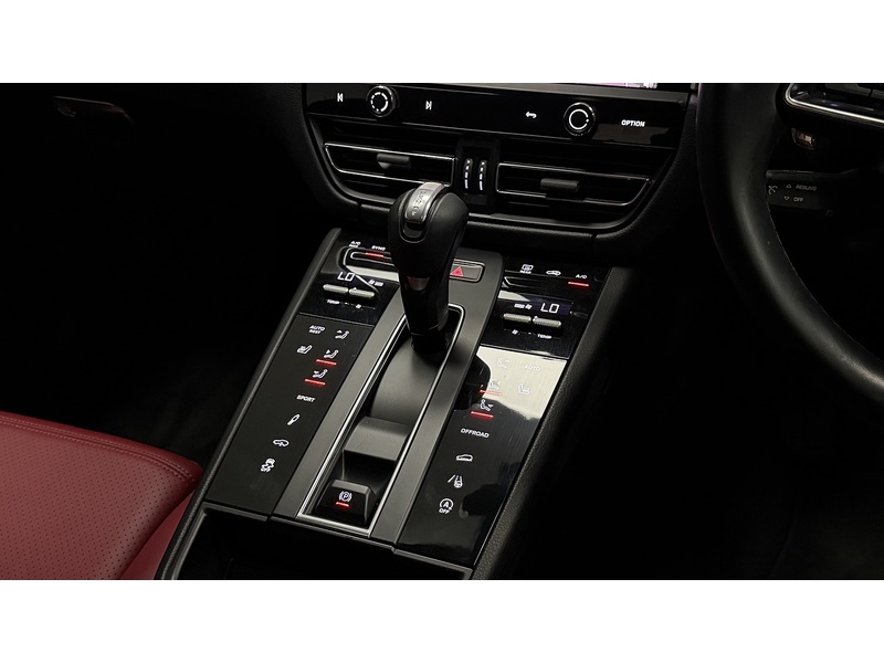Porsche Macan T V6 S - U400059618