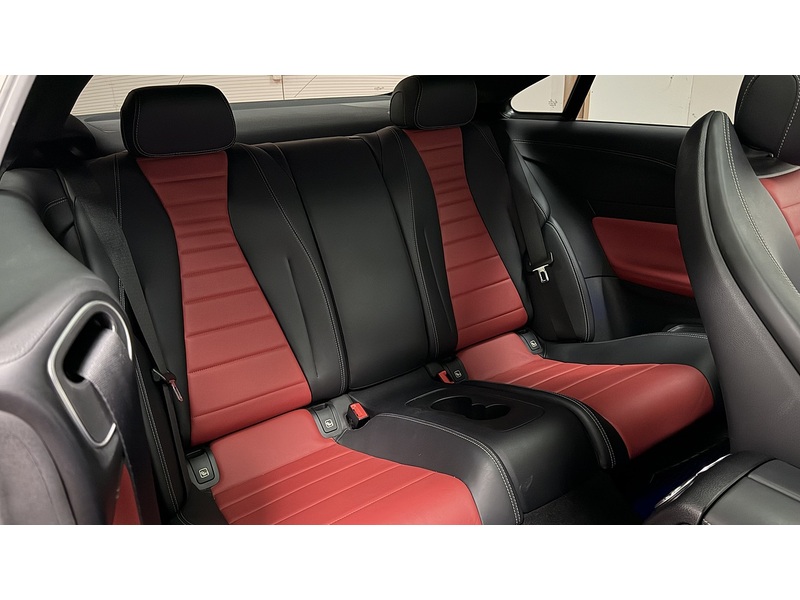 Mercedes-Benz E Class E400d AMG Line - U400059621