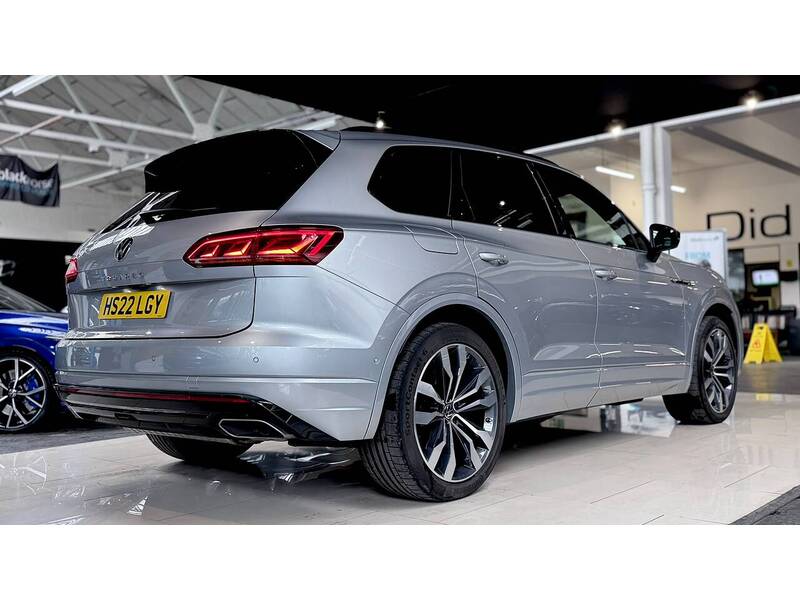Volkswagen Touareg TSI V6 Black Edition - U400059633