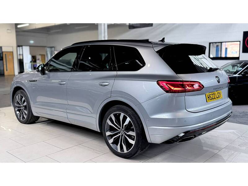 Volkswagen Touareg TSI V6 Black Edition - U400059633