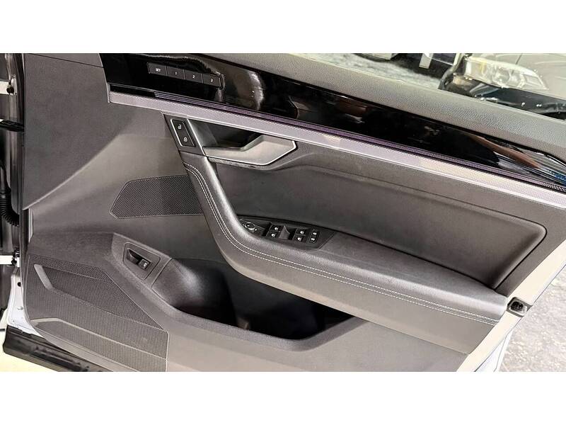 Volkswagen Touareg TSI V6 Black Edition - U400059633