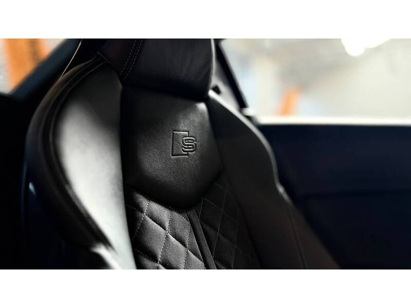 Audi TT TFSI Black Edition - U400059638