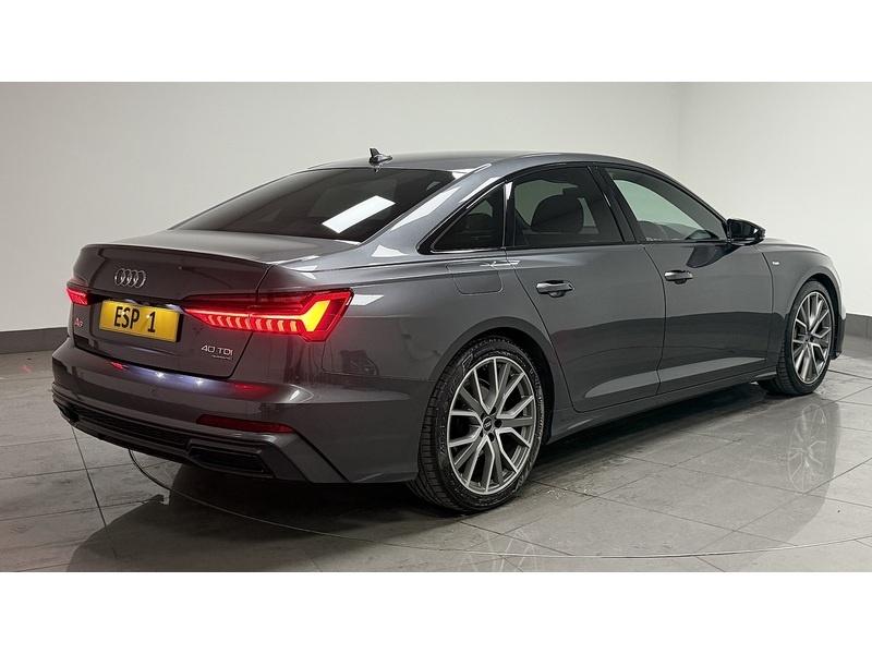 Audi A6 Saloon TDI Black Edition - U400059639