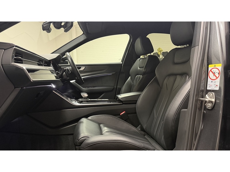 Audi A6 Saloon TDI Black Edition - U400059639