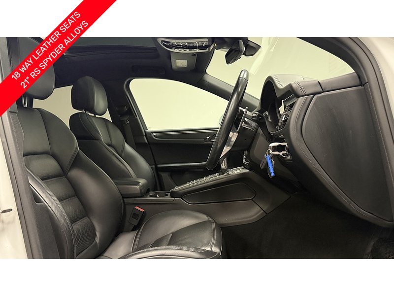 Porsche Macan T - U400059654