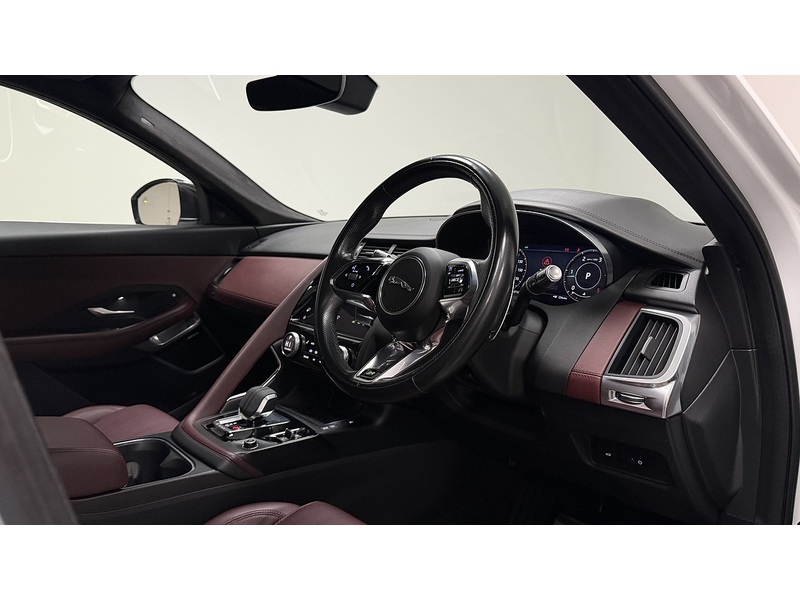 Jaguar E-PACE D204 MHEV R-Dynamic HSE - U400059676
