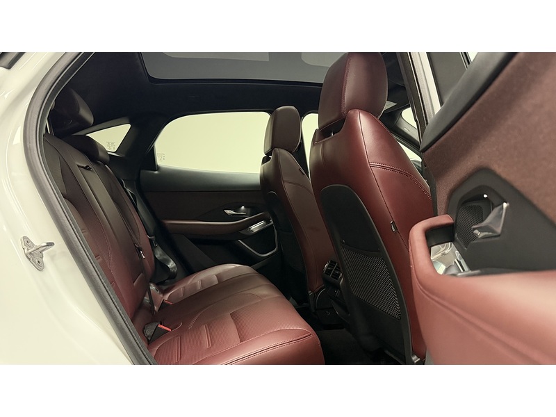 Jaguar E-PACE D204 MHEV R-Dynamic HSE - U400059676