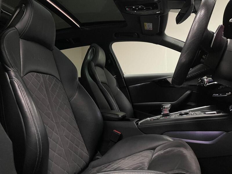 Audi RS4 Avant TFSI V6 Sport Edition - U400059680