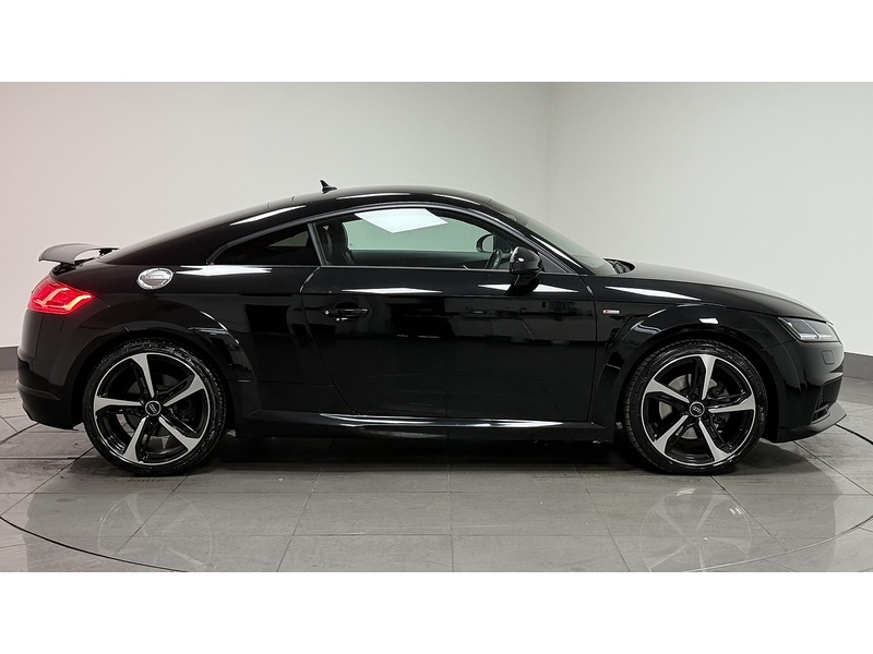 Audi TT TFSI Black Edition - U400059686