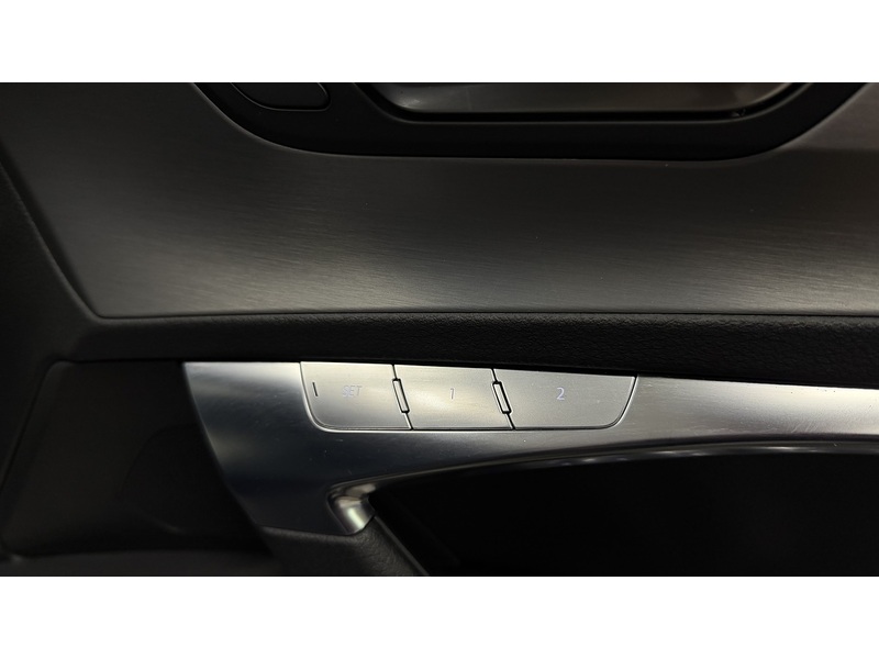Audi A6 Avant TDI V6 S line - U400059694