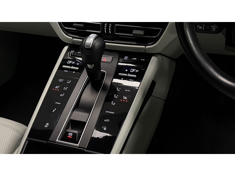 Porsche Macan T V6 S - U400059702