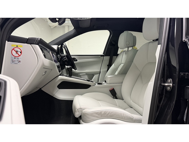 Porsche Macan T V6 S - U400059702