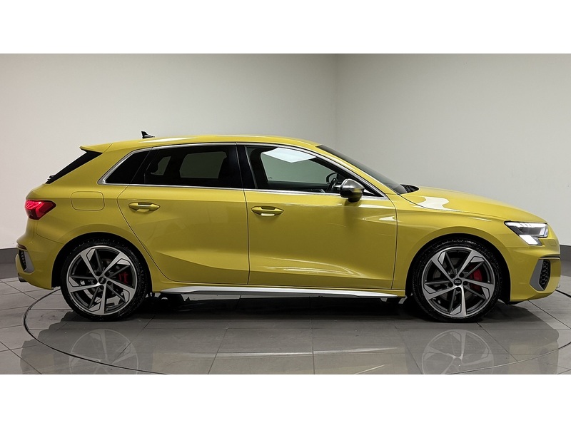 Audi S3 TFSI - U400059704