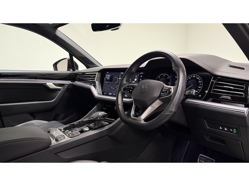 Volkswagen Touareg TDI V6 Black Edition - U400059712