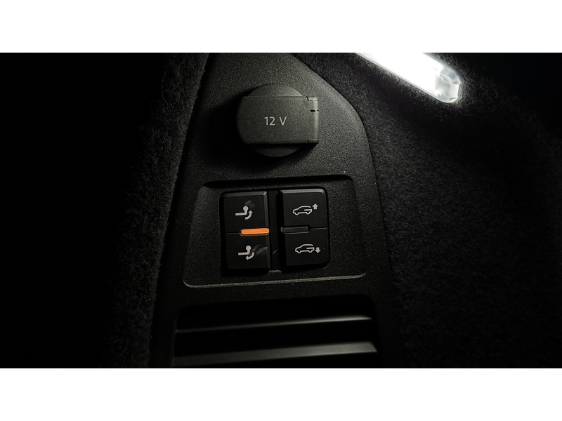 Volkswagen Touareg TDI V6 Black Edition - U400059712