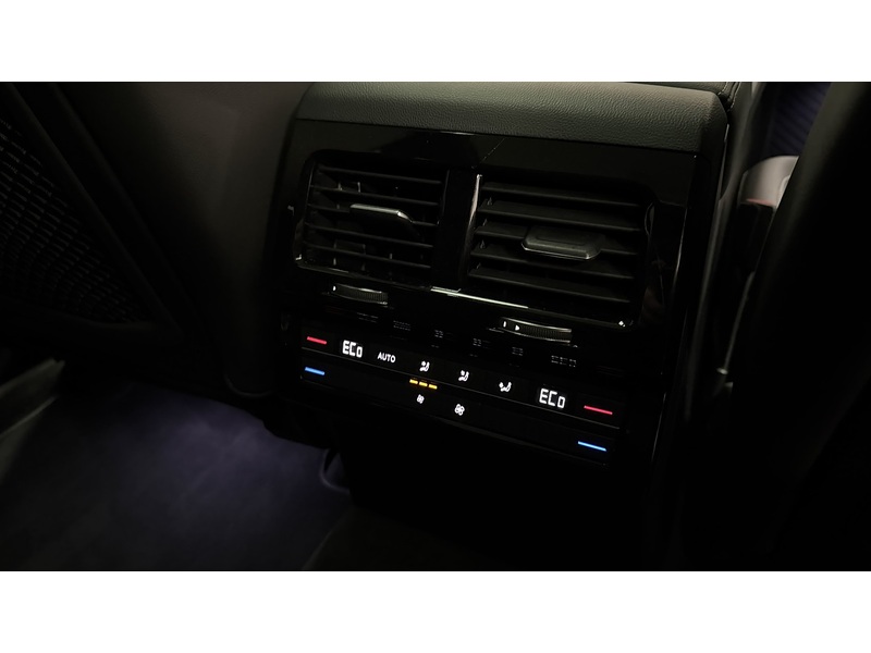 Volkswagen Touareg TDI V6 Black Edition - U400059712