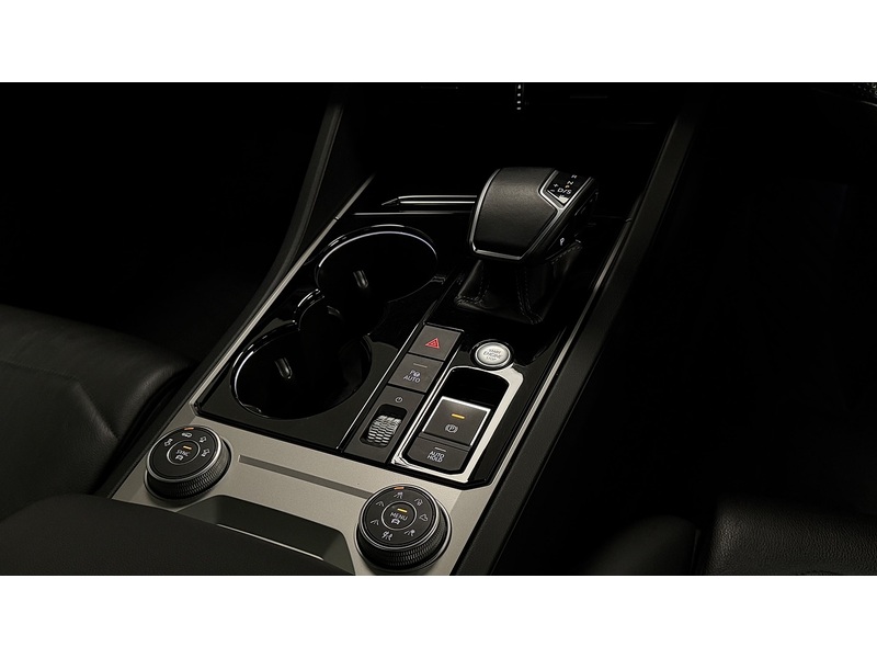 Volkswagen Touareg TDI V6 Black Edition - U400059712