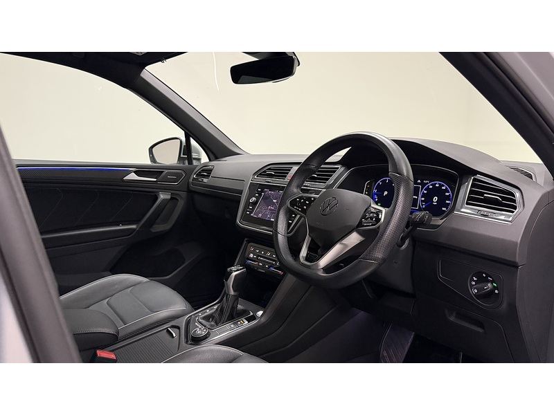 Volkswagen Tiguan TDI R-Line - U400059715
