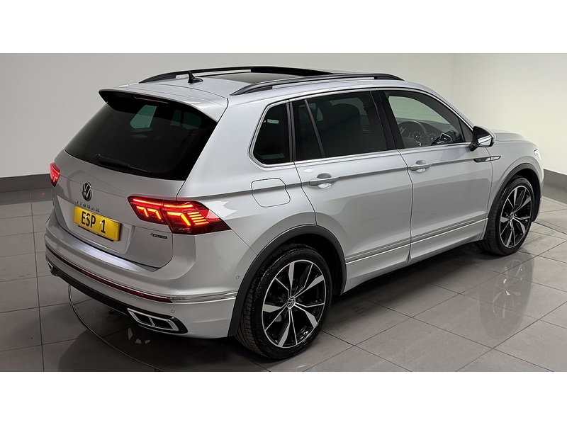 Volkswagen Tiguan TDI R-Line - U400059715